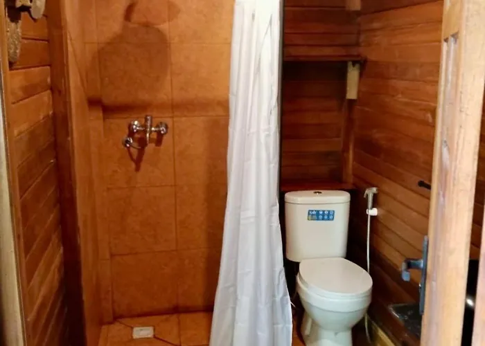 Whispering Hills Lodge Perean