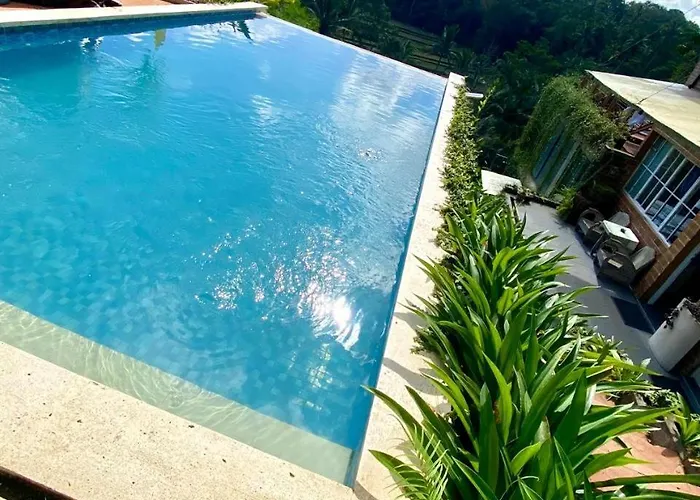 Lodge Whispering Hills Perean